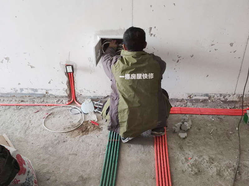 水電師傅上門維修，裝修中如何設計規劃好水電位置，水電材料選擇哪種好